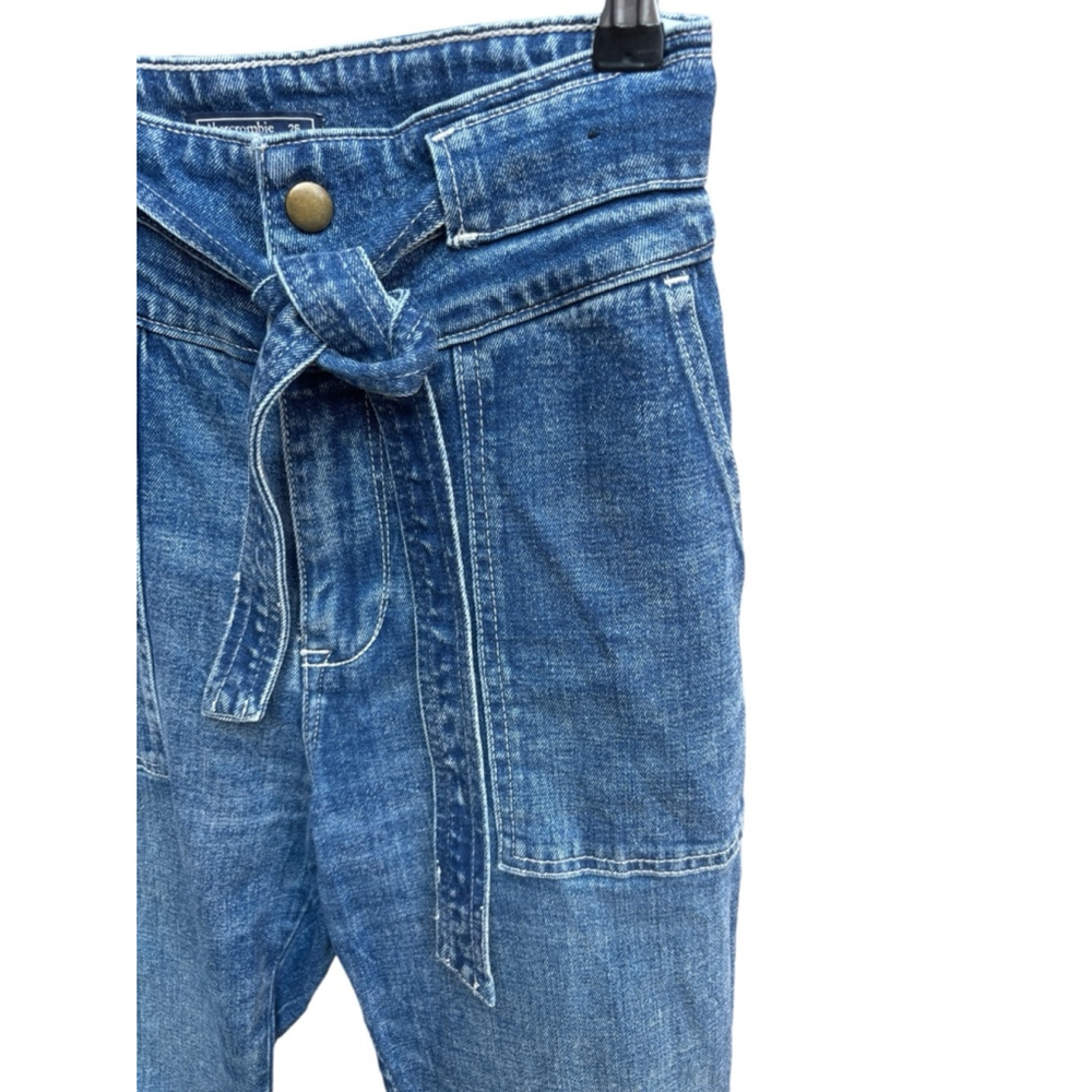Abercrombie and Fitch Ulta High Rise Belted Denim Jeans Women’s Size 26 - Picture 8 of 10